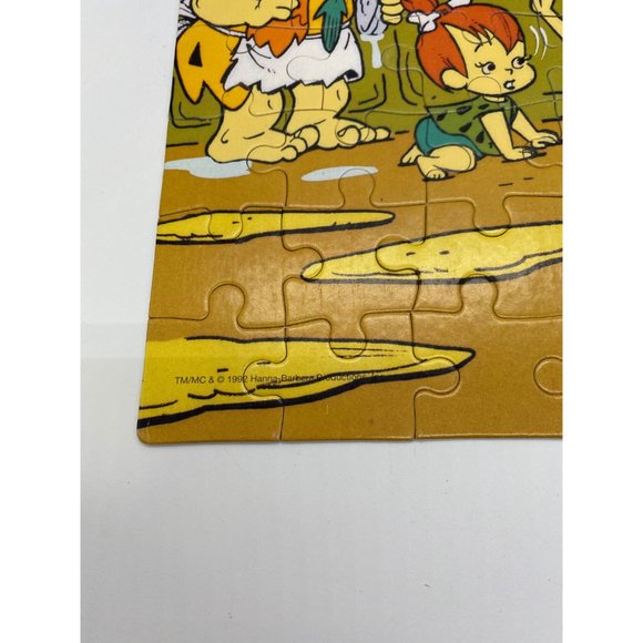 Vintage Canada Games The Flintstones 48 Piece Jigsaw Puzzle Complete - Picture 3 of 5